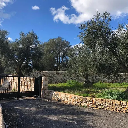 Villa Trullo Del Moro - Luxury House With Swimming Pool
