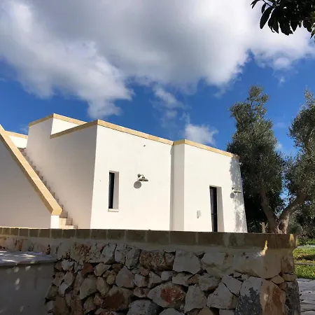 Trullo Del Moro - Luxury House With Swimming Pool Ostuni